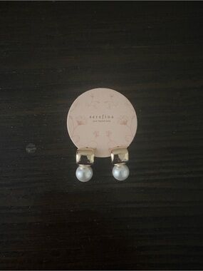 NEW Serefina Gold Pearl Drop Earrings